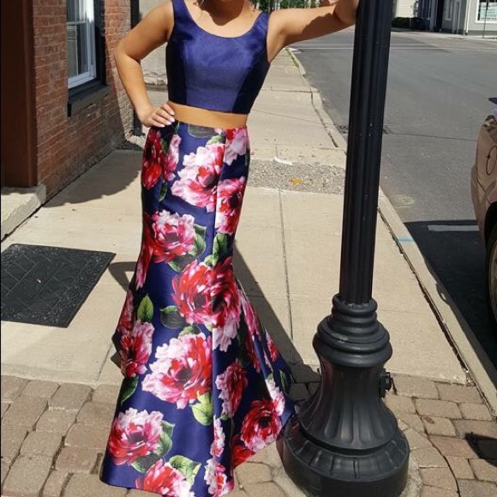 Prom Dress! Offer Me!